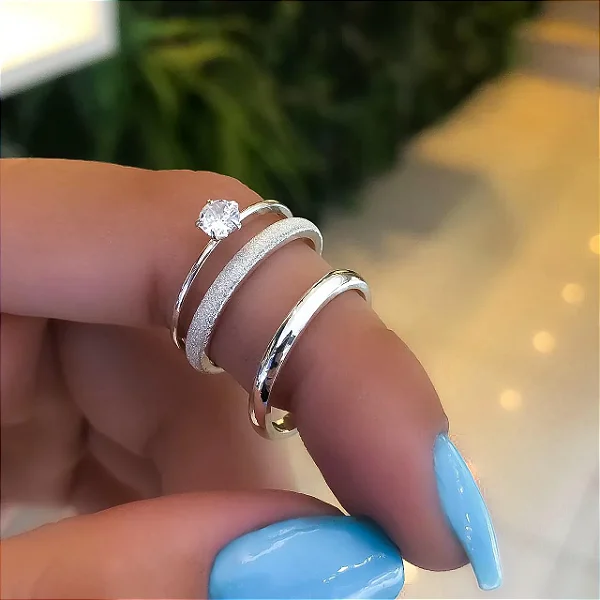 Alianças de Prata 950 Abauladas 2mm 1 lisa e 1 diamantada (Par)