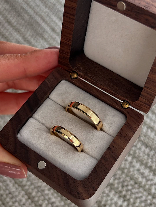 Par de Alianças Casamento Em Ouro 18k Legítimo Abaulada  4mm 6g