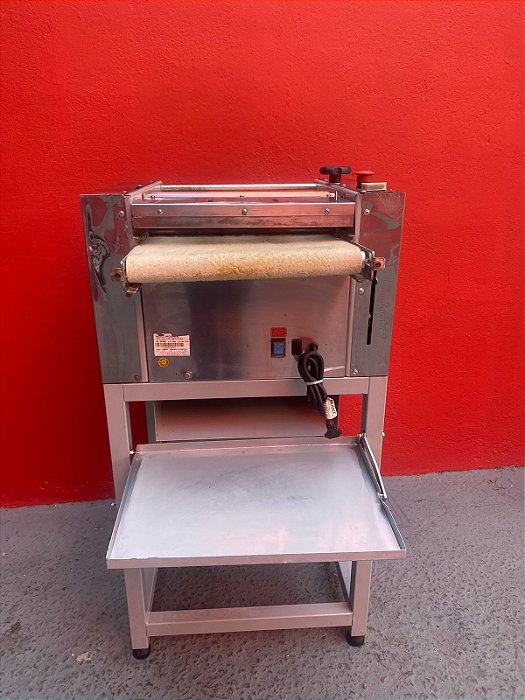 Modeladora De Pao Com Cavalete - Mpc (Metvisa) 117x61x70