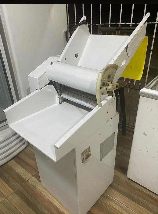 Cilindro de Massa Laminador clpe 390 Gastromaq Bandeja Epóxi Pedestal SEMI NOVO