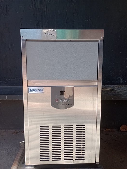 Máquina de Gelo Cubo TH50 Prata – Até 38 Kg/dia semi nova