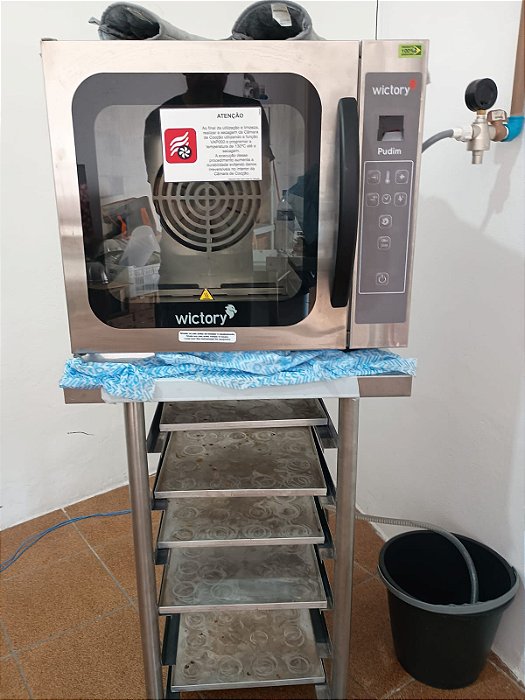 Forno Convector com Vapor Inox 110V Wictory Pudim [Seminovo] OBS :Acompanha a base