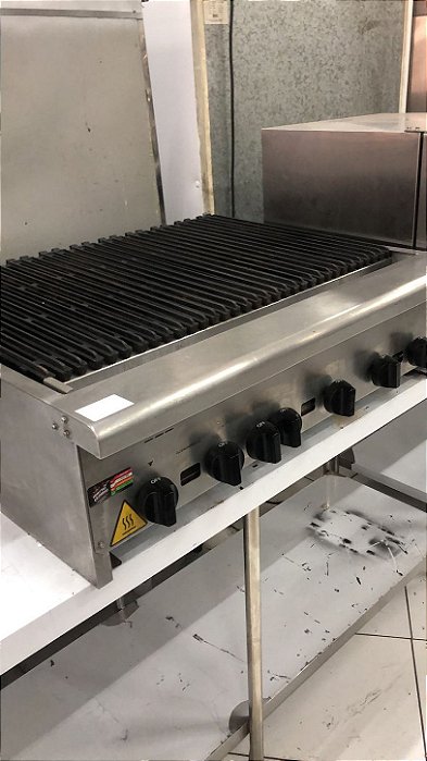 Chair broiler venancio 90 cm semi novo