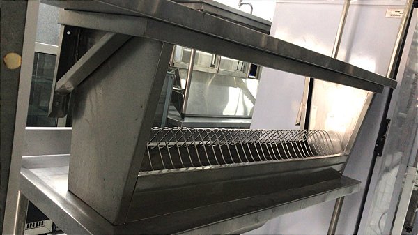 Escorredor de pratos semi novo inox