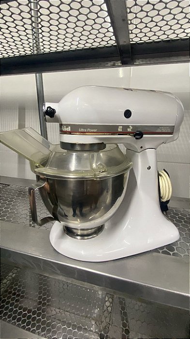 Batedeira kitchenaid ultra power semi nova