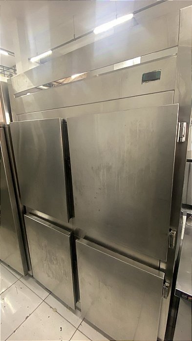 Geladeira 4 portas 100% aço inox semi nova