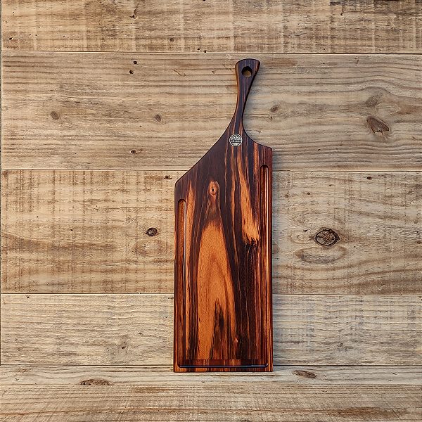 Tabua para churrasco e servir.  Linha praias, modelo  GAMBOA
