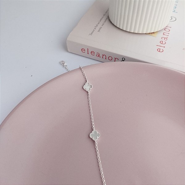 Pulseira Trevo Madrepérola