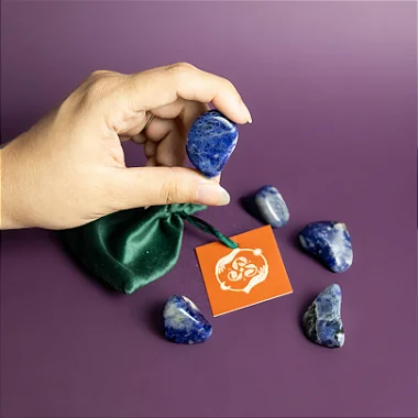 Sodalita Pedra Rolada (Cristal da Sabedoria, Comunicação e Foco) (Preço Sugerido de Venda: 8,00)
