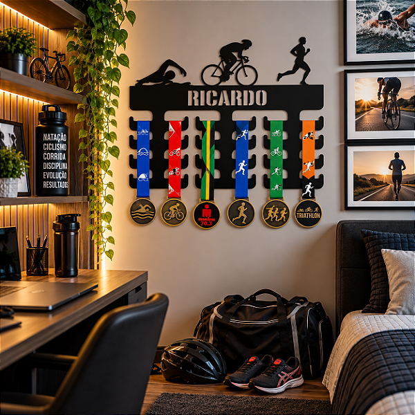 Porta Medalhas Triatlo Masculino com Nome