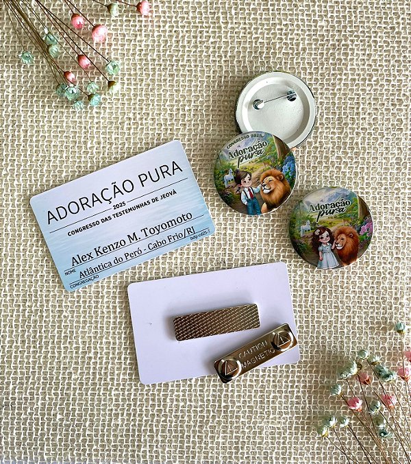 Crachá Pvc de ímã + 1 Botton Infantil