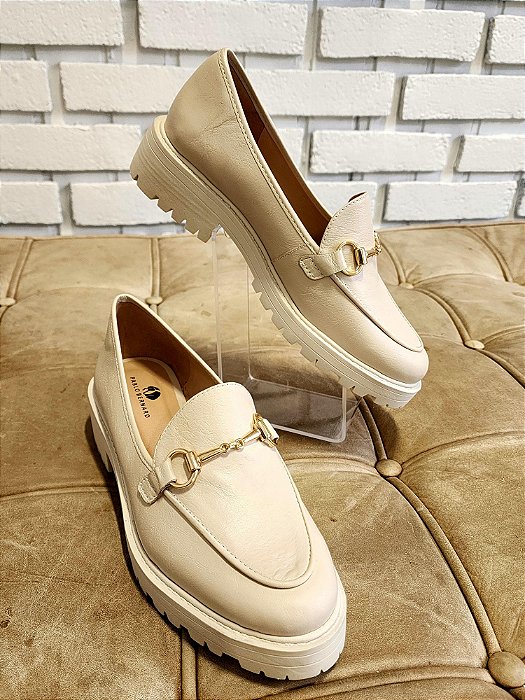 Sapato Feminino em Couro