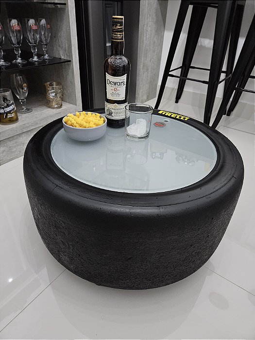 Mesa de Centro Pneu Slick - Pirelli 285/645 18" - Porsche Carreira Cup