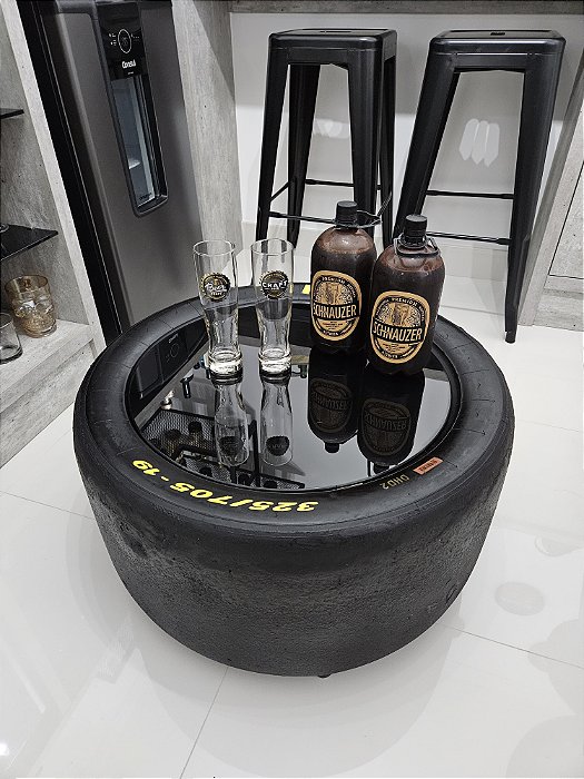 Mesa de Centro Pneu Slick - Pirelli 325/705 19" - Grande
