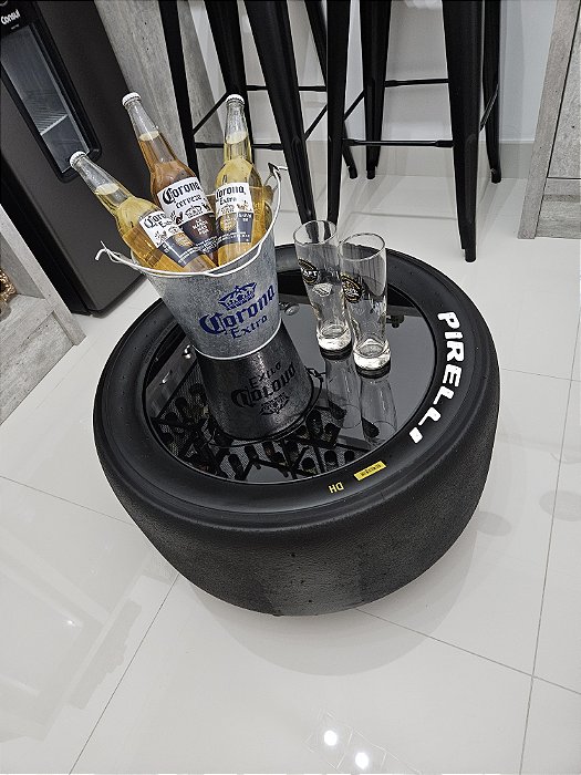Mesa de Centro Pneu Slick - Pirelli 305/680 18"