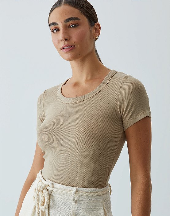 Camiseta Decote Redondo Canelada