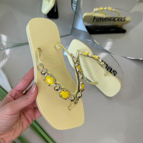 Kit 12 Pares Chinelo Feminino Havaianas Antuérpia Sandalia de dedo Atacado