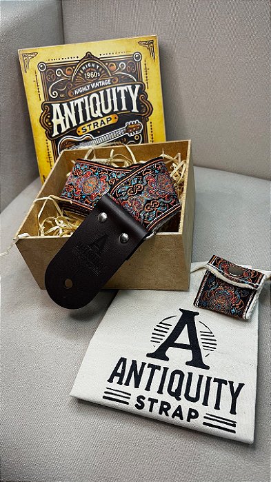 Correia Antiquíty Strap - No More Tears