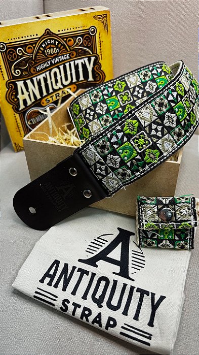 Correia Antiquíty Strap
