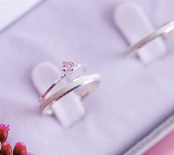 Par Aliança Brilho Encantador 2mm Minimalista com Solitário