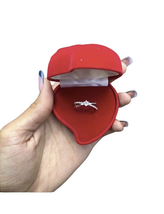 Anel Solitário Meio Cravejado II em Prata 925