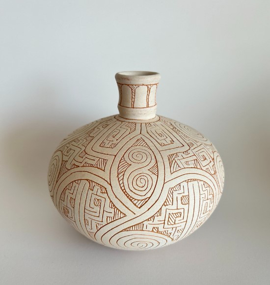 Vaso Marajoara em Cerâmica Clara (12x14)