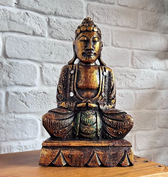 Escultura de Buda Dourado em Madeira (30cm)