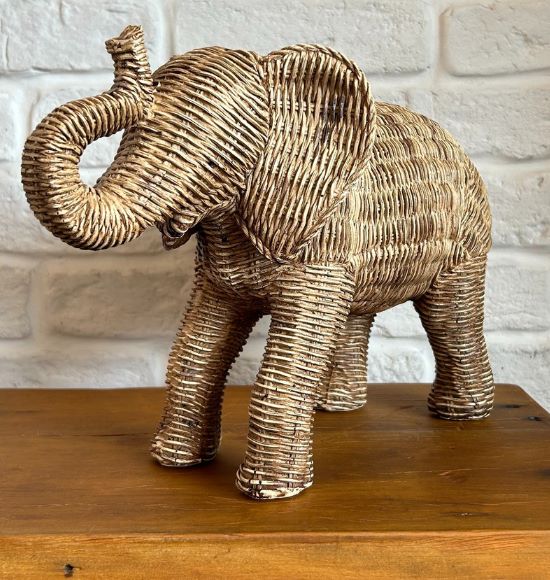 Escultura de Elefante com Aspecto de Fibra Natural