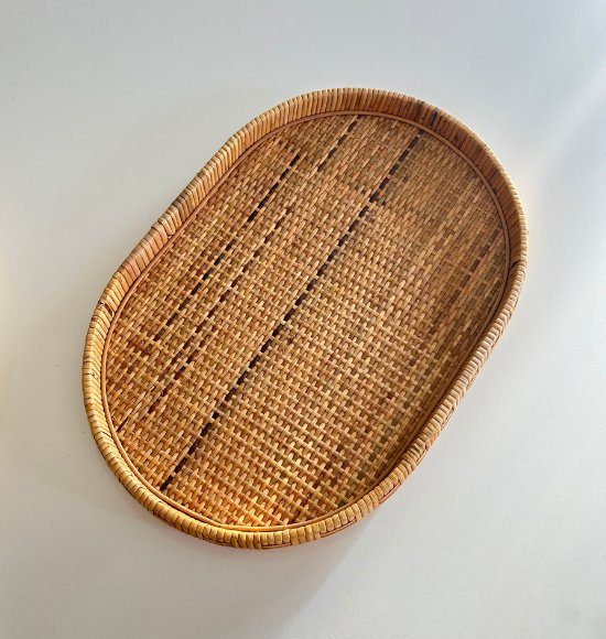 Bandeja Decorativa Oval em Fibra Natural Pequena (44x31cm)