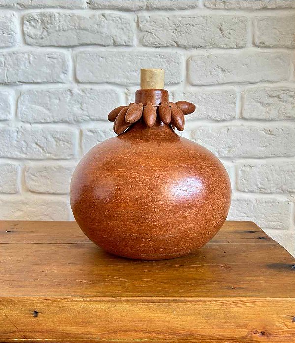 Vaso Decorativo Quartinha Redonda com Colar | Raízes dos Rufinos