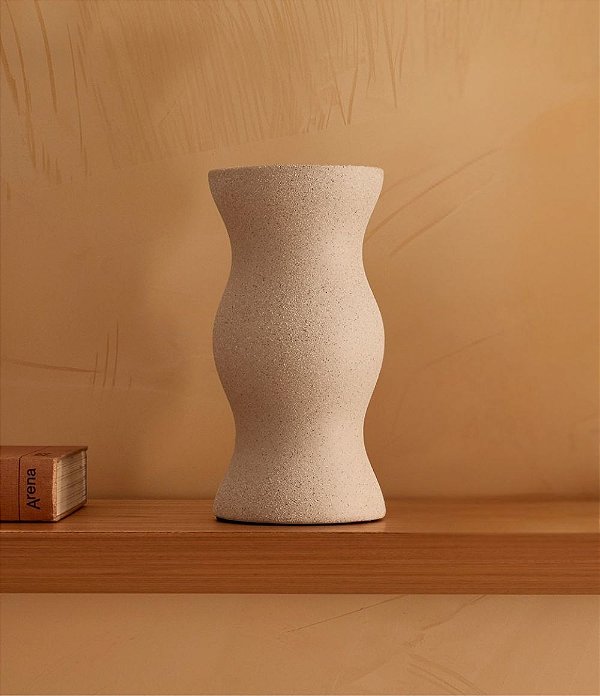 Vaso Decorativo Orgânico Ondulado em Cerâmica Bege (23x11)