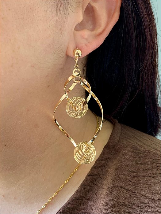 Brinco Pendulo Esferas