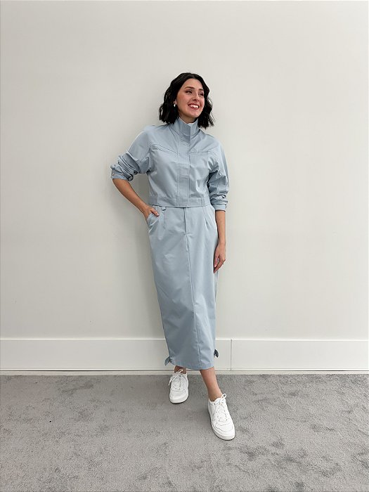 CONJUNTO MARIA ALICE - CAMISA CROPPED E SAIA MIDI