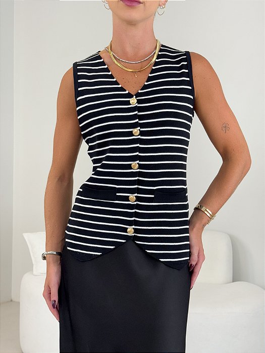 COLETE TRICOT BOTOES DOURADOS BETINA