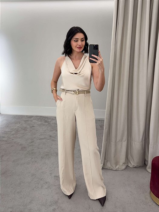 Blusa de Cetim Decote Degagê Malu