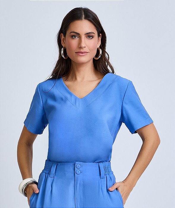 Blusa social realist