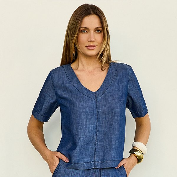 Blusa em Denim de liocel realist