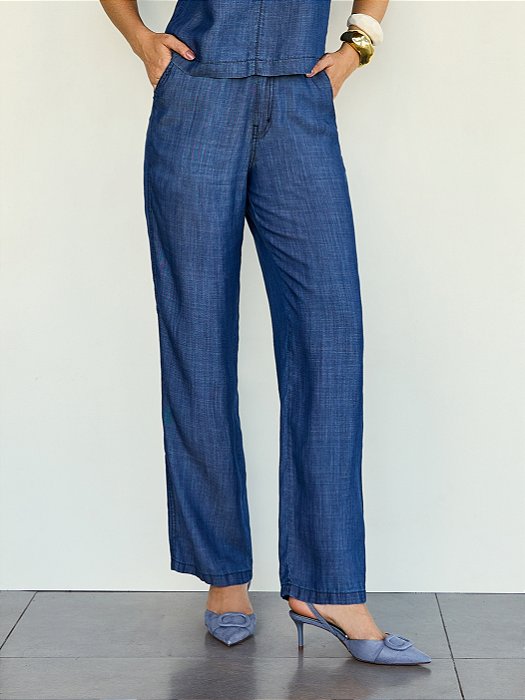 Calça em denim de liocel Realist