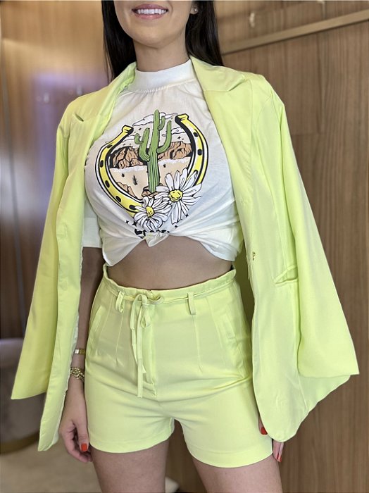 Conjunto Blazer e Bermuda