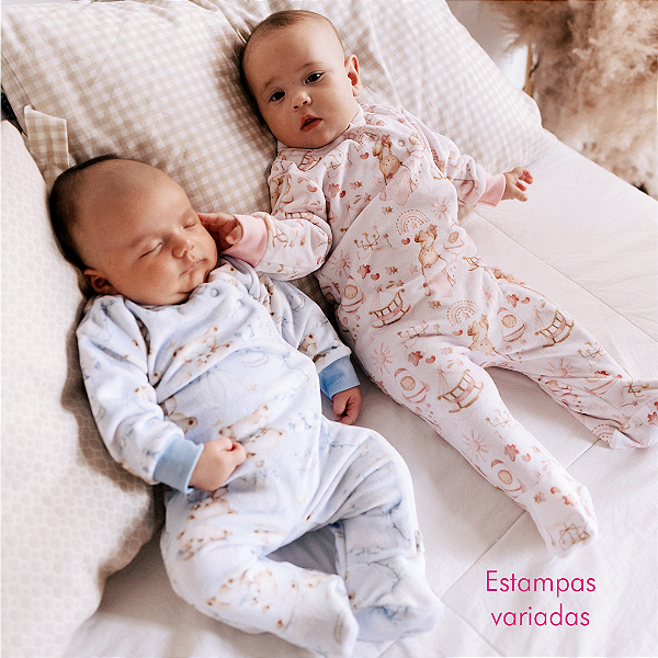 Macacão plush premium (estampas variadas)