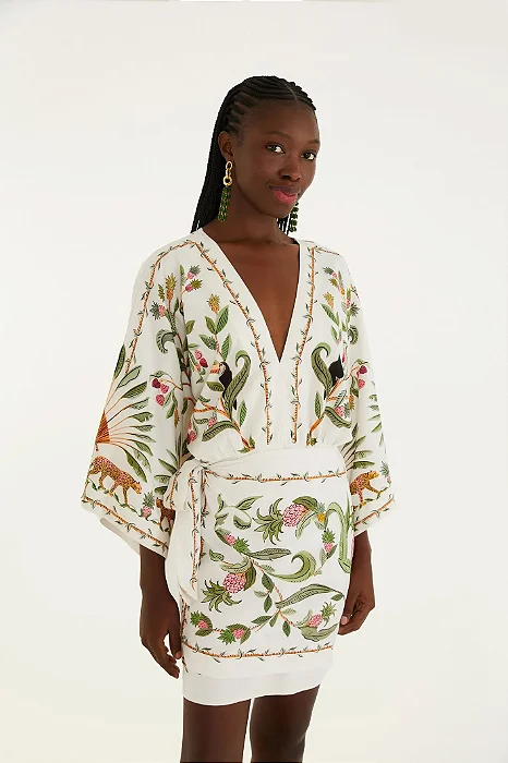 Vestido Curto Estampado Floresta Doce