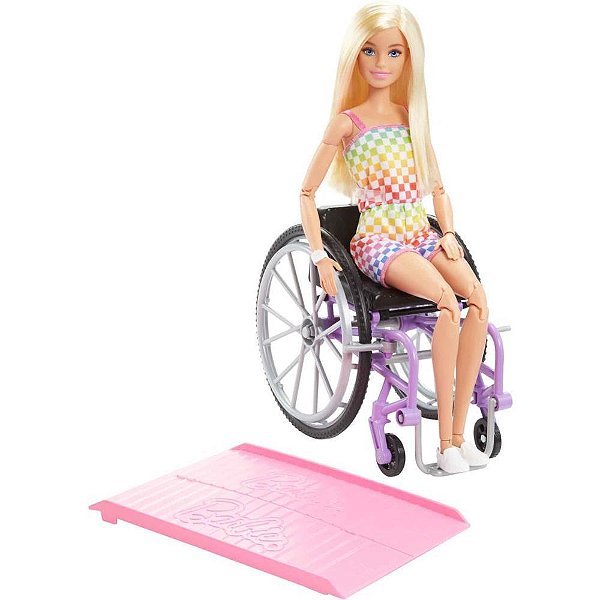 Barbie Fashionistas com Cadeira de Rodas Roxa