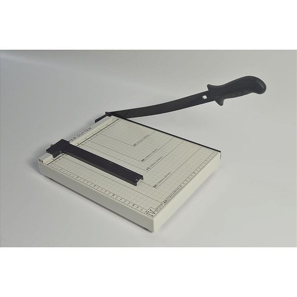 Guilhotina Cortadeira A4 para 10 Folhas Branco e Preto