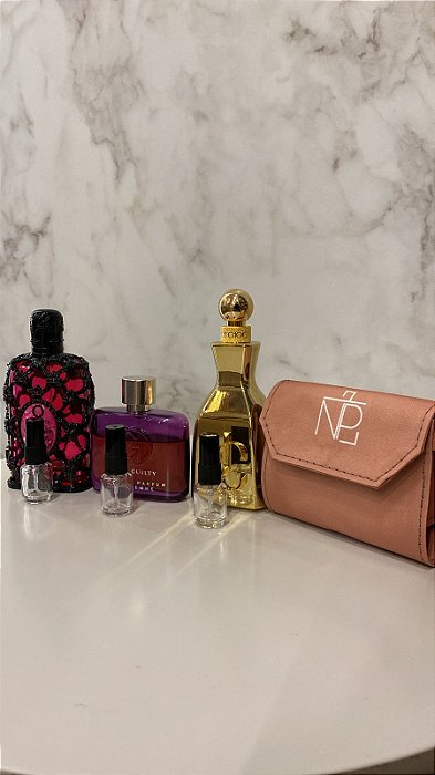 Kit promocional Mãe moderna - Necessaire decante + 3 decantes 5ml