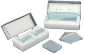 Laminula de Vidro para Microscopia 22X22mm - Pct Selado c/ 10 caixas