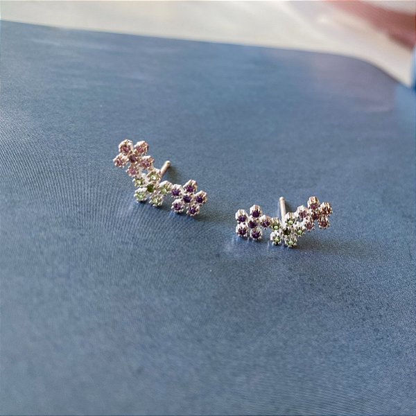 Brinco Ear cuff flores cravejadas