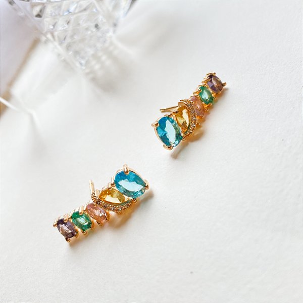 Brinco Ear Cuff em zircônias coloridas