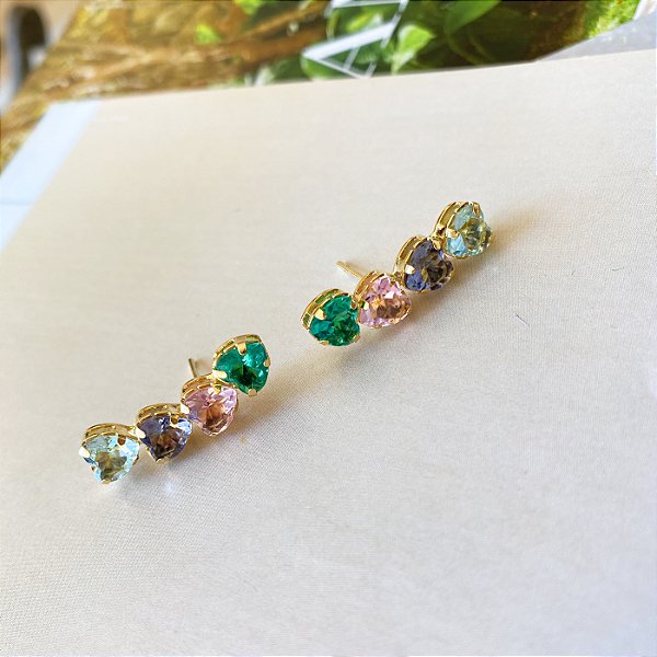 Brinco Ear Cuff corações em zircônias
