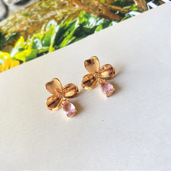 Brinco orquídea lisa gota em zircônia