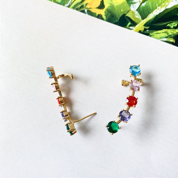 Brinco Ear Cuff cravejado em zircônias coloridas